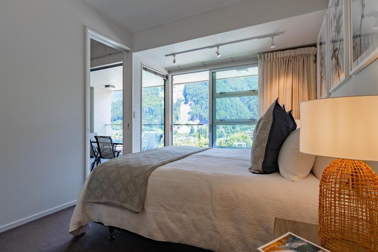 Stylish Haven Luxury Interiors In Prime Location Apartment ควีนส์ทาวน์ ภายนอก รูปภาพ